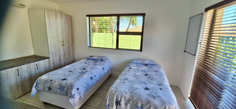 5 Bedroom Property for Sale in Summerstrand Eastern Cape